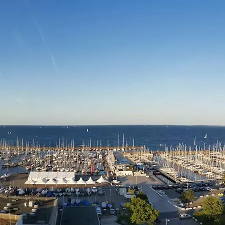 아파트 Zuhause Mit Aussicht 킬